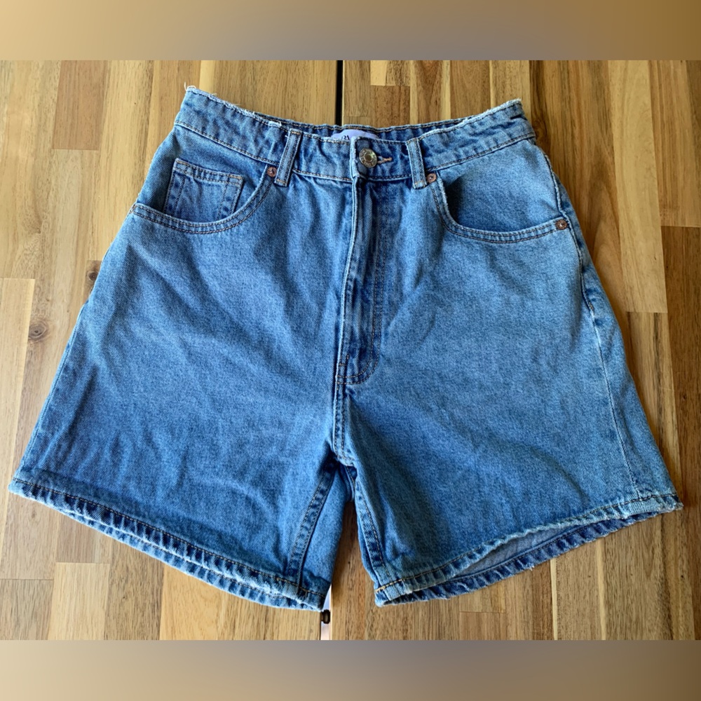 Zara Loose-Fit High Waisted Mom Denim Shorts